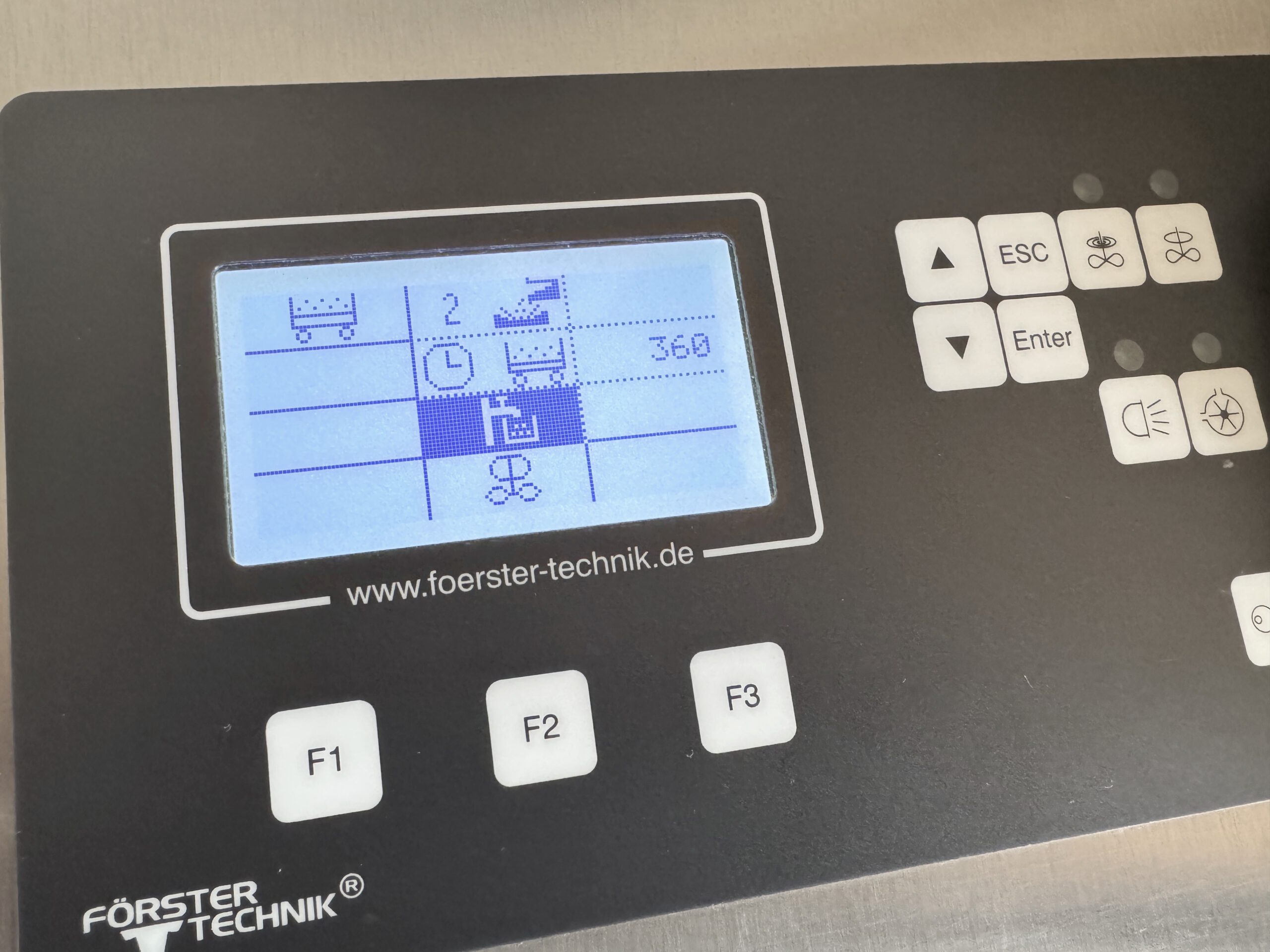 UNSORTIERT_CleanAndFill_REINIGUNG (50)